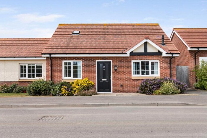 2 Bedroom Bungalow For Sale In Blackthorne Avenue, Humberston, N E Lincs, DN36