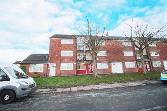 2 Bedroom Maisonette To Rent In Robinets Road, Rotherham, S61