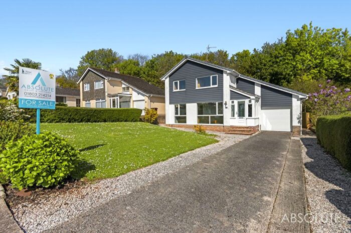 3 Bedroom Detached House For Sale In Broadley Drive, Torquay, TQ2