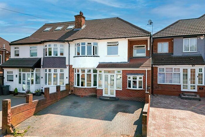 4 Bedroom Semi-Detached House For Sale In Blakesley Road, Birmingham, B25