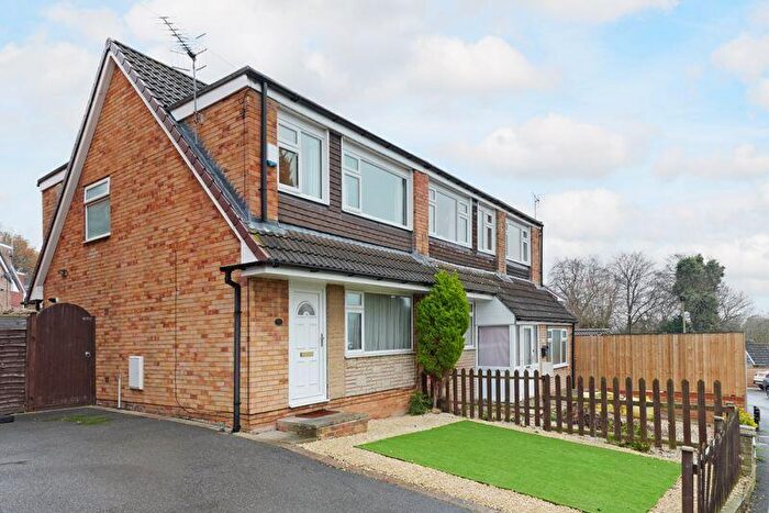 3 Bedroom Semi-Detached House For Sale In Glenwood Crescent, Chapeltown, Sheffield, S35