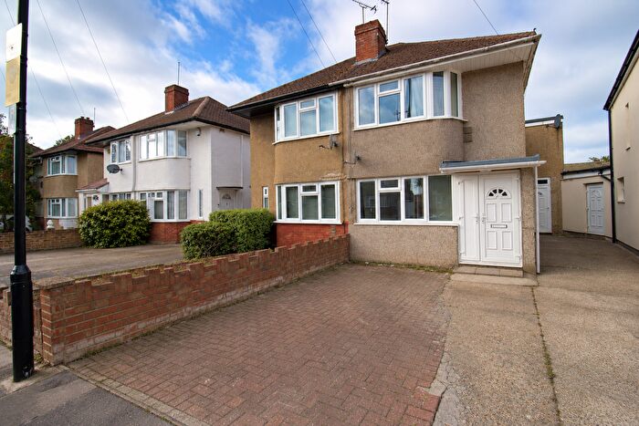 5 Bedroom Semi Detached House To Rent In Northumberland Crescent, Feltham, TW14