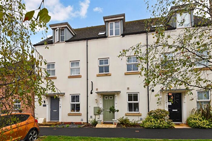 3 Bedroom Terraced House For Sale In Swallow Way, Cullompton, EX15