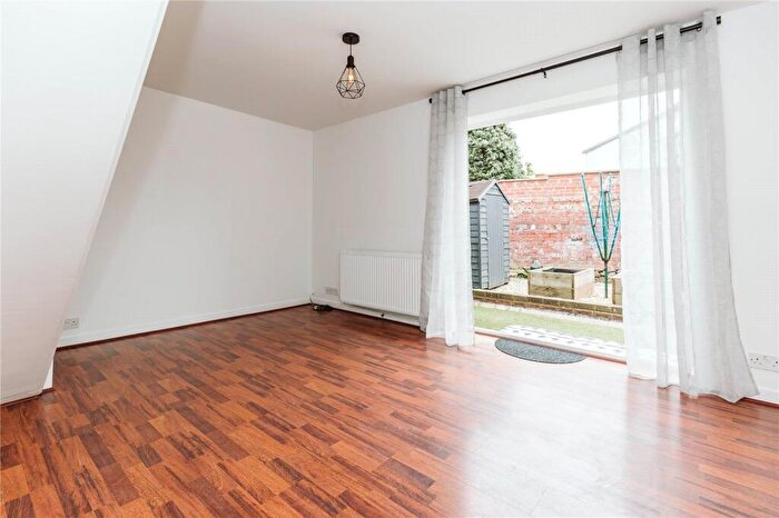 1 Bedroom Semi-Detached House To Rent In Whiteway Road, St. George, Bristol, BS5