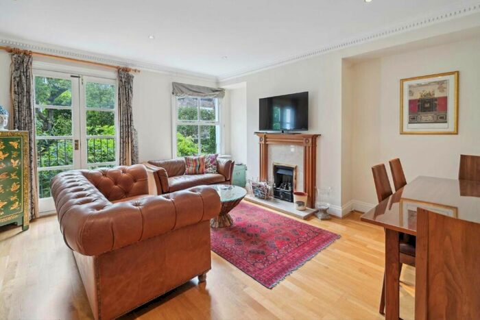 2 Bedroom Flat To Rent In Edith Grove, Chelsea, SW10
