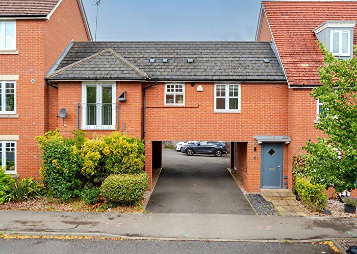 2 Bedroom Flat For Sale In St Helena Avenue, Newton Leys, Milton Keynes, MK3