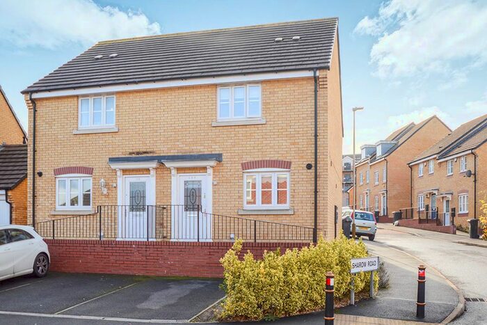 3 Bedroom Semi-Detached House To Rent In Brompton Road, Hamilton, Leicester, LE5