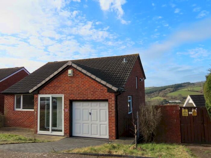 3 Bedroom House To Rent In Woodleigh Close, Exeter, EX4
