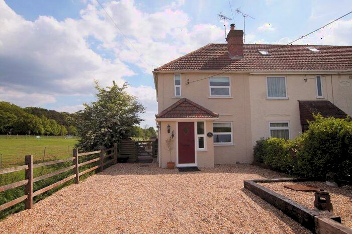 2 Bedroom End Of Terrace House For Sale In Forest Road, Denmead, PO7
