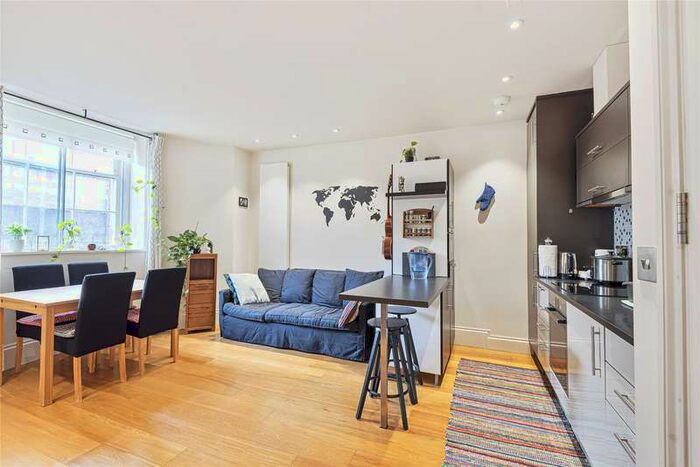 2 Bedroom Apartment To Rent In Kings Road, Reading, Berkshire, RG1