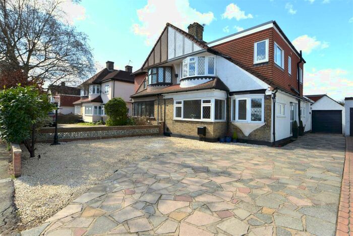 5 Bedroom Semi-Detached House To Rent In Avenue Road, Bexleyheath, DA7