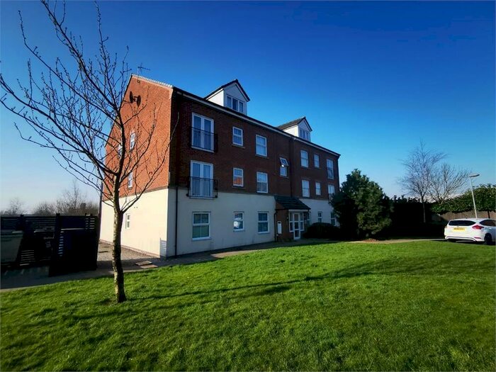 2 Bedroom Apartment To Rent In River View Court, Bolton, BL2