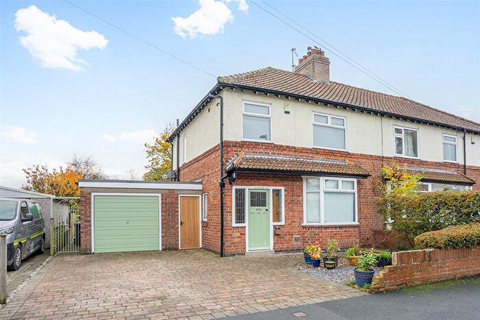 3 Bedroom Semi Detached House To Rent In Coda Avenue, Bishopthorpe, York, YO23