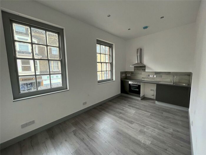 1 Bedroom Apartment To Rent In London Road South, Lowestoft, Suffolk, NR33