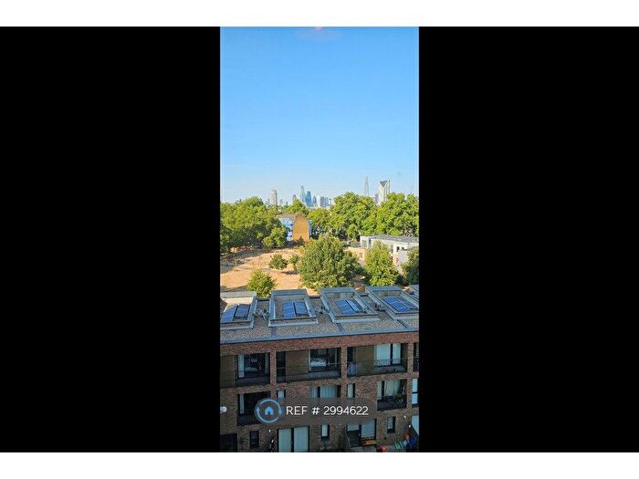 2 Bedroom Flat To Rent In Elkington Point, London, SE11