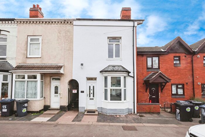 2 Bedroom End Of Terrace House For Sale In Carlton Road, Small Heath, Birmingham, B9