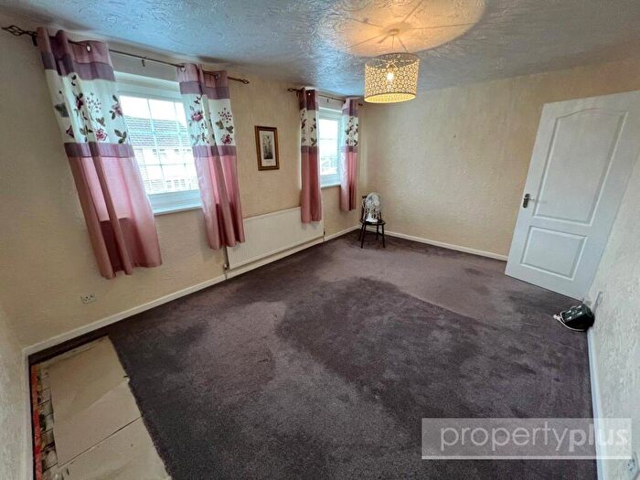 2 Bedroom Semi-Detached House For Sale In Tylcha Fach Estate, Porth, Rhondda Cynon Taff, CF39
