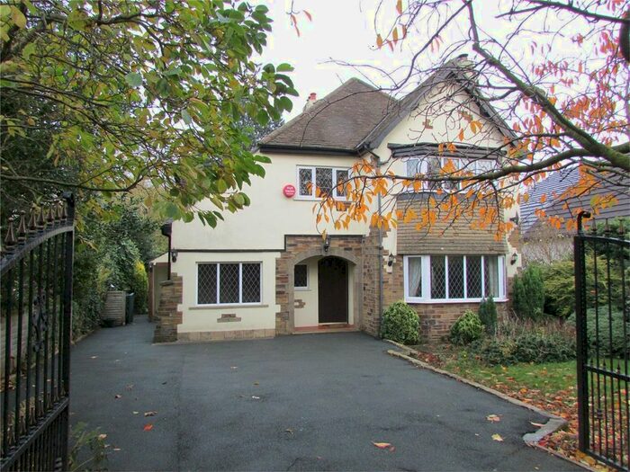 4 Bedroom Detached House To Rent In Birkby Road, Huddersfield HD2