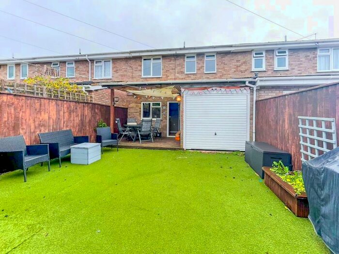 3 Bedroom Terraced House To Rent In Farwell Close, Burton, Christchurch, BH23