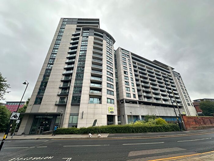 1 Bedroom Flat To Rent In Centenary Plaza, Holliday Street, Birmingham, B1
