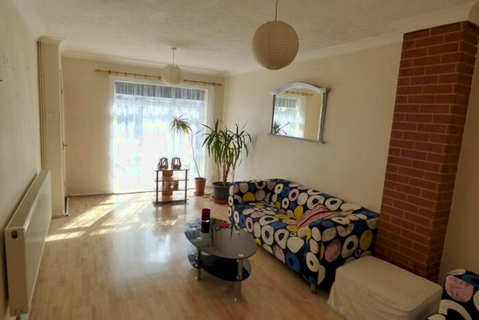 3 Bedroom Terraced House To Rent In Dart Close, Langley, SL3