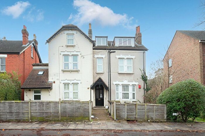 1 Bedroom Flat To Rent In Madeira Road, Streatham Common, London, SW16