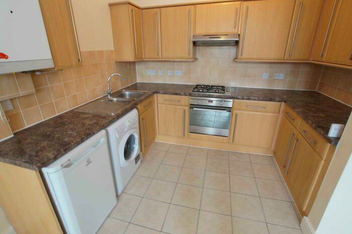 2 Bedroom Flat To Rent In Newlands Park, Sydenham, SE26