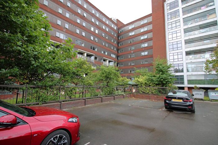 2 Bedroom Flat For Sale In Madison Apartments, Seymour Grove, Old Trafford, Manchester., M16