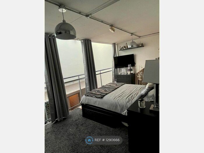 1 Bedroom Flat To Rent In Dunster Way, Wallington SM6