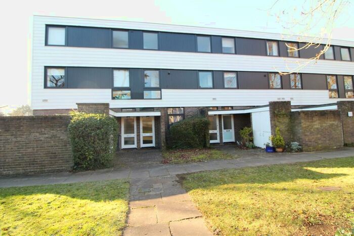 3 Bedroom Maisonette To Rent In Oaklands, Bulmershe Road, Reading, RG1