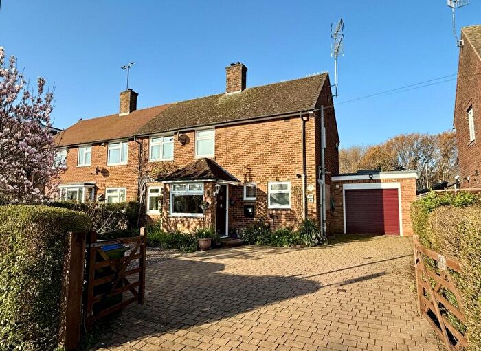 4 Bedroom Semi-Detached House For Sale In Shooting Field, Steyning, West Sussex, BN44