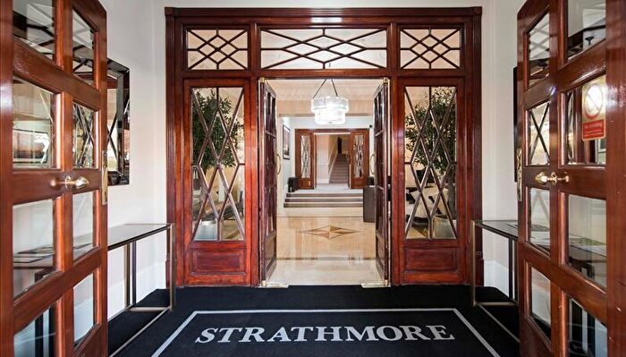 4 Bedroom Apartment To Rent In Strathmore Court Mid Term, NW8