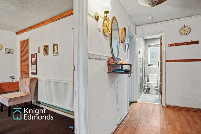 2 Bedroom Property For Sale In Bramley Drive, Cranbrook, TN17