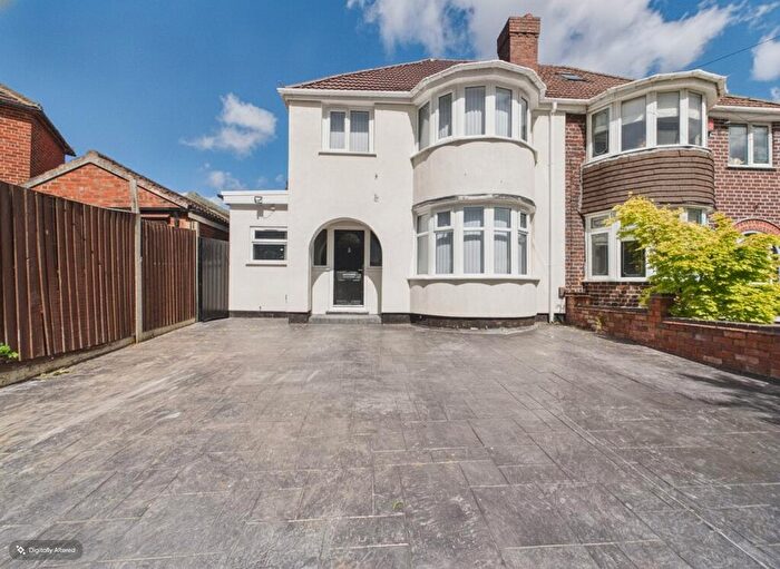 3 Bedroom Semi Detached House For Sale In Allman Road, Erdington, Birmingham, B24