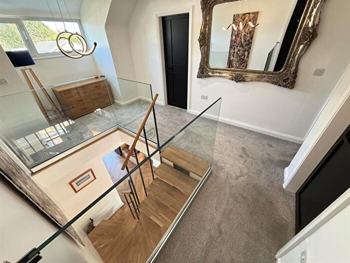 4 Bedroom Detached House For Sale In Thornton Crescent, Gayton, Wirral, CH60