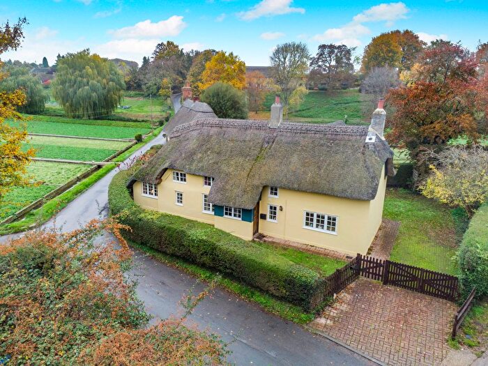 3 Bedroom Detached House For Sale In The Marsh, Broad Chalke, Salisbury, Wiltshire, SP5