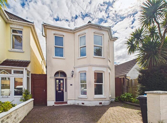 3 Bedroom Detached House For Sale In Sunnyhill Road, Bournemouth, Dorset, BH6