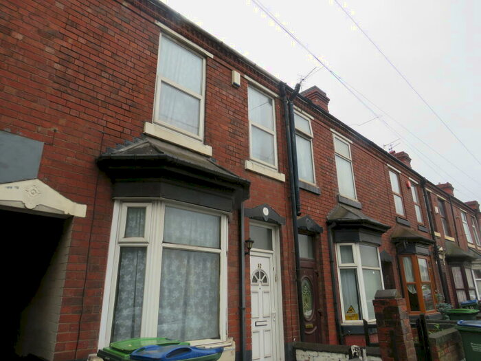 3 Bedroom Terraced House To Rent In Dudley Road East, Tividale, Oldbury, B69