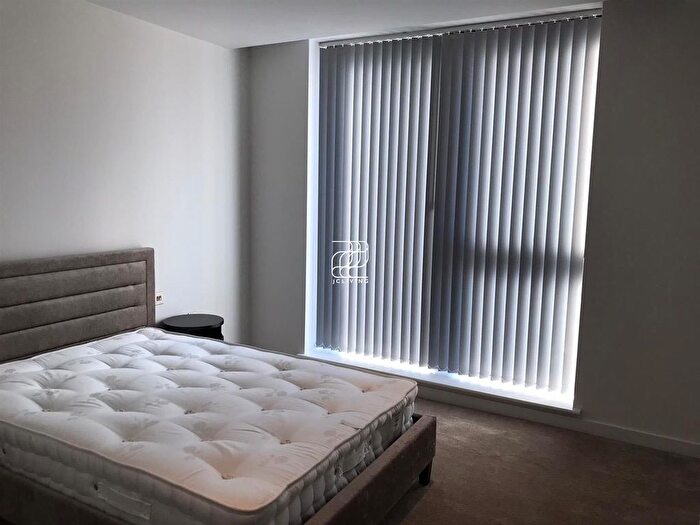 2 Bedroom Flat To Rent In Edgware Road, London, W2