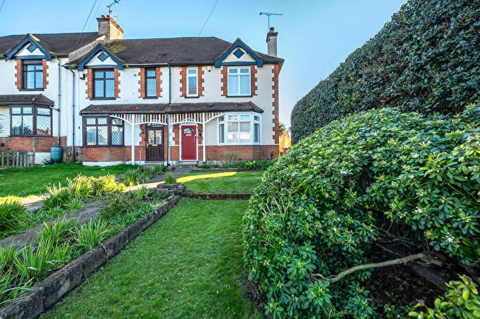 3 Bedroom End Of Terrace House For Sale In Modern Throughout, Parking For, Over Sq Ft - Must Be Viewed, ME8