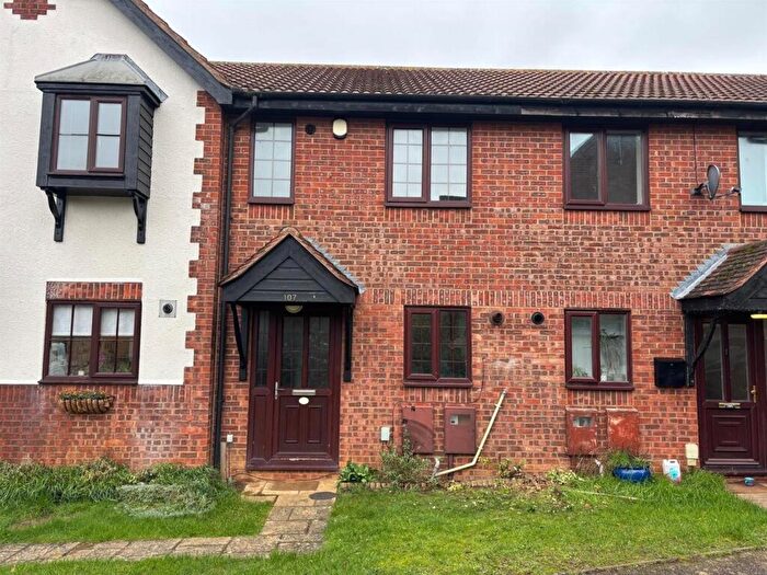 2 Bedroom House To Rent In Springfield Avenue, Thrapston, NN14