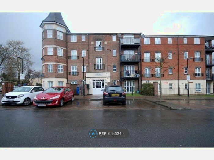 1 Bedroom Flat To Rent In Gareth Drive, London, N9