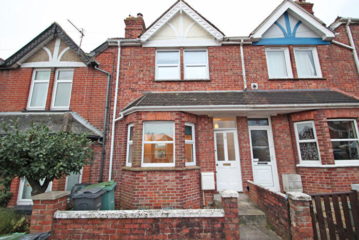 3 Bedroom Terraced House To Rent In Milton Road, Cowes, Isle Of Wight, PO31