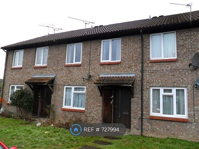 1 Bedroom Flat To Rent In Alma Road, Bordon, GU35