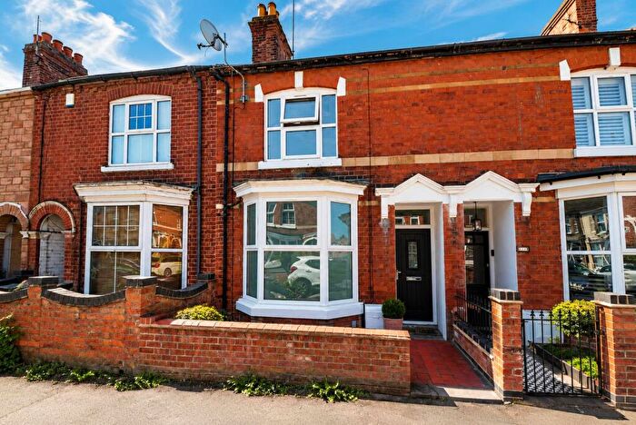 3 Bedroom Terraced House For Sale In Spencer Road, Rushden, NN10