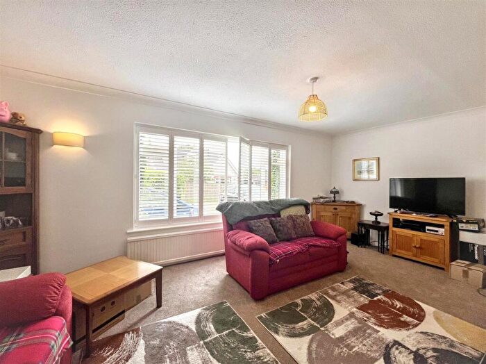 2 Bedroom Detached Bungalow For Sale In Sandpit Lane, Thorpe Market, Norwich, NR11