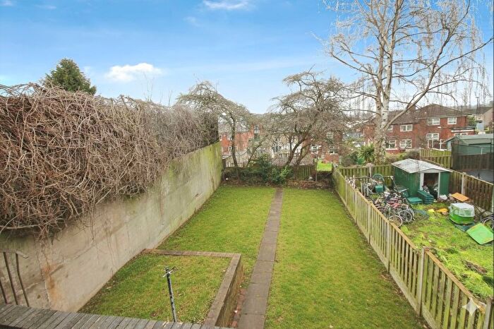 3 Bedroom Town House To Rent In Woodcock Place, Sheffield, S2