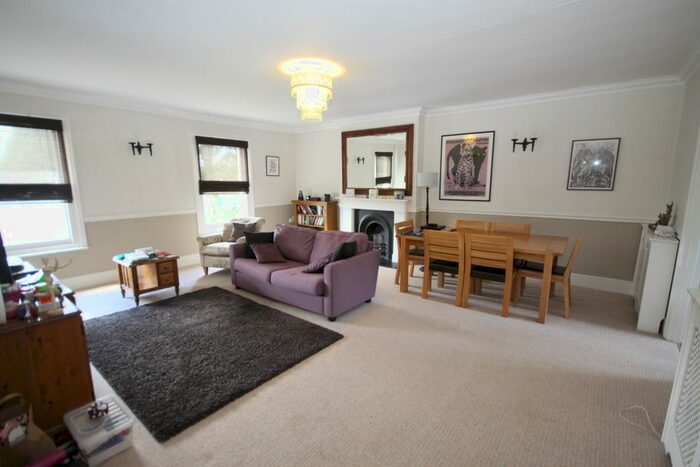 2 Bedroom Flat To Rent In Lee Road, London, SE3