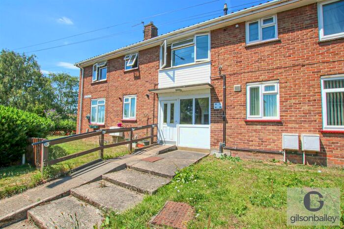 2 Bedroom Flat For Sale In Watling Road, Norwich, NR7