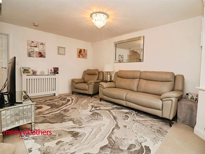 3 Bedroom Detached House For Sale In Levett Drive, Thurcroft, Rotherham, S66